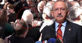 ’’Safları sıklaştırın’’ diyen Kılıçdaroğlu’na adliye önünde coşkulu karşılama