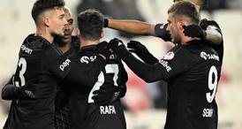 Beşiktaş, Ziraat Türkiye Kupası’nda konuk olduğu Sivasspor’u 1-0 mağlup etti