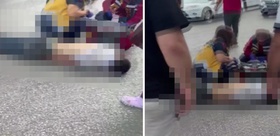 Yaya üst geçidinden caddeye düştü, minibüs çarpınca hayatını kaybetti