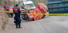 Seyyar pide fırınıyla yol alırken devrildi: Aydın’da feci kazada 1 kişi öldü