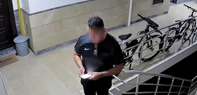 Eşini öldürmeye gittiği apartmanda görevlinin eşini öldüren sanık yeniden hakim karşısında