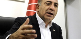 Gürsel Tekin’in CHP İstanbul İl Başkanlığı görevi sona erdi