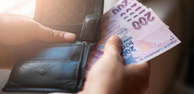 Akaryakıtta tarihi eşik Motorin 100 lirayı aştı