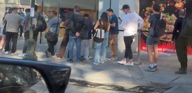 iPhone almaya gidenler kasada şaşkına döndü Ticaret Bakanlığı harekete geçti