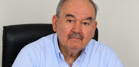 İzmir Eski Büyükşehir Belediye Başkanı Dr. Burhan Özfatura yoğun bakımda