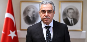 Mehmet Uçum: Yeni anayasa Türkiye Cumhuriyeti için artık kaçınılmazdır