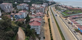 İyidere’de sel sonrası temizlik sürüyor, 12 araç ile 21 iş yeri zarar gördü