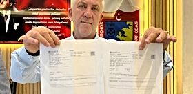 26 yıllık taksici hesabına bakınca şoke oldu Yolcusunun gönderdiği 920 bin lirayı geri verdi