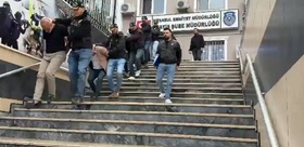 İstanbul’da “Mühür“ operasyonu Masöz ilanıyla kadınları fuhuşa sürükledikleri öne sürülen 15 kişi adliyede