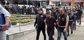 Kendilerini noter görevlisi diye tanıttılar 55 ilde araç sahiplerini kandıran şebekeye 15 tutuklama