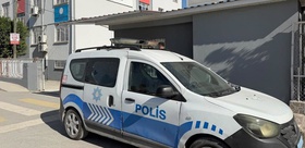 Mersin Tarsus’ta ilkokul öğrencisinin çantasından tabanca çıktı, baba gözaltına alındı
