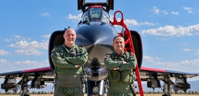 Komutanlar kokpite geçti Konya’da F-4’lerle havalandı