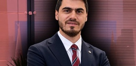 Hakkında yakalama kararı çıkarılan bakan yardımcısının damadı teslim oldu