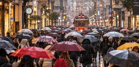 Meteoroloji peş peşe uyardı Bazı bölgelerde yağış çok kuvvetli olacak