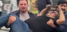 Kadıköy’de 8 katlı binada yangın Vatandaşlar böyle kurtarıldı