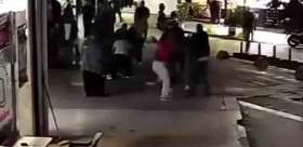 Kocaeli’de anne ve kızına sokakta toplu saldırı Güvenlik kamerası an be an kaydetti
