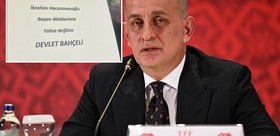 Hacıosmanoğlu’na Bahçeli’den destek: Başarı dileğiyle çiçek gönderdi