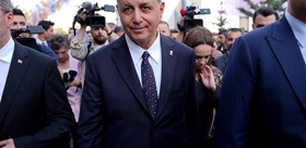 Cemil Tugay’ın AK Parti’ye geçmesi sonrası İzmir’de ilk istifa
