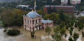 İstanbul’daki tarihi cami sular altında kaldı