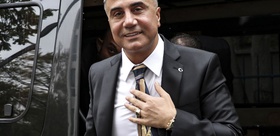 Sedat Peker’in bilgilerini ele geçirip hakaretler savurdu “Hastanede yaşam savaşı veriyor“ iddiası