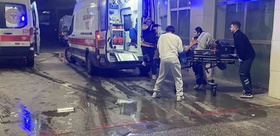 Parkta kan aktı 15 yaşındaki çocuk 2 kişiyi ağır yaraladı