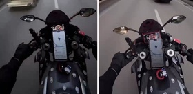 Bursa Osmangazi’de motosikletin otomobile çarptığı an kask kamerasında yer aldı