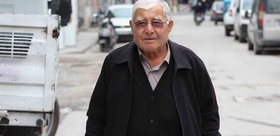 Karapınar’da kuyumcu, telefondaki dolandırıcıyı fark edip yaşlı müşterisinin altınlarını korudu