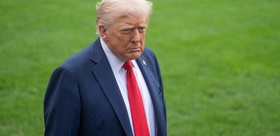 Trump, protestolarla sarsılan Fransa için sınırların kapatılması çağrısında bulundu