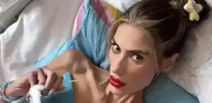 Hastanede tedavi gören Nihal Candan hayatını kaybetti