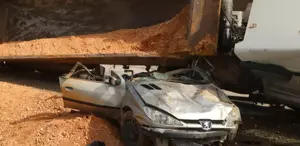 Kağıt gibi ezilen araçtan sağ kurtuldu, 1 yıl geçti hala atlatamadı