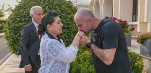 Leyla Zana, Bafıl Talabani tarafından böyle karşılandı