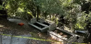 Bartın'da Mezarda Gizemli Bebek ve Muska Bulundu