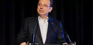 İmamoğlu'ndan günler sonra yeni fotoğraf! Duruşmada 'bana bakma' gerginliği çıktı