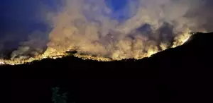 Kastamonu-Karabük sınırında süren yangının kokusu Ankara’ya ulaştı