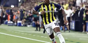 Jhon Duran sakatlıktan dönemedi İşte sahalardan uzak kalacağı süre