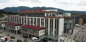 16 yaşındaki çocuk, ağrı şikayetiyle gittiği hastanede doğum yaptı