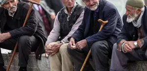 Milyonlarca emekliyi kara kara düşündürecek kararın eli kulağında
