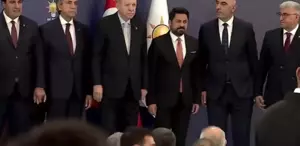 7 belediye başkanı AK Parti’ye katıldı Erdoğan rozetlerini bizzat taktı