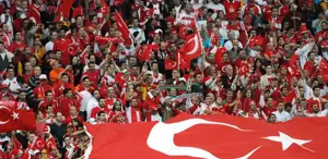 Türk oyuncuyu Romanya Milli Takımı’na davet ettiler