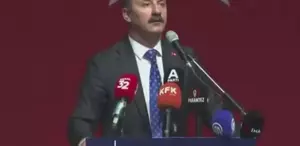 Kürsüdeyken depreme yakalanan Yavuz Ağıralioğlu’ndan bomba tepki: Tayyip Bey aleyhine konuşunca böyle oluyor
