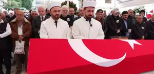 Türk sinemasının usta ismi Arif Erkin Güzelbeyoğlu son yolculuğuna uğurlandı