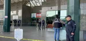 Kocaeli’de Otobüs Terminalinde Silahlı Saldiri: Şüpheli Polis Tarafından Vurularak Etkisiz Hale Getirildi