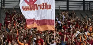 Galatasaray taraftarlarından UEFA’ya tepki