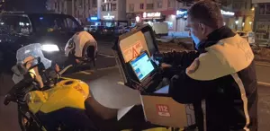 Sahte çakarlı araçla karakola gitti Üstelik ehliyetsiz