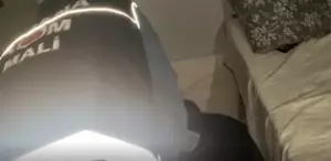 Kadınlar gününde kapısına gelen çiçek, servetine mal oldu