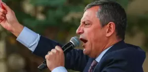 Özgür Özel’den İmamoğlu kararı Apar topar Türkiye’ye dönüyor
