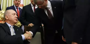 Davutoğlu’na canlı yayında açıkça soruldu: AK Parti’ye dönecek misiniz