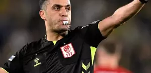 Beşiktaş taraftarından hakeme ’’bahis yapsana’’ tezahüratı