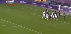 Ne yaptın sen Hakan Çalhanoğlu Kullandığı korneri görenler inanamıyor