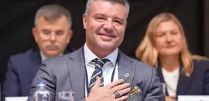 Sadettin Saran’dan futbolculara dev prim